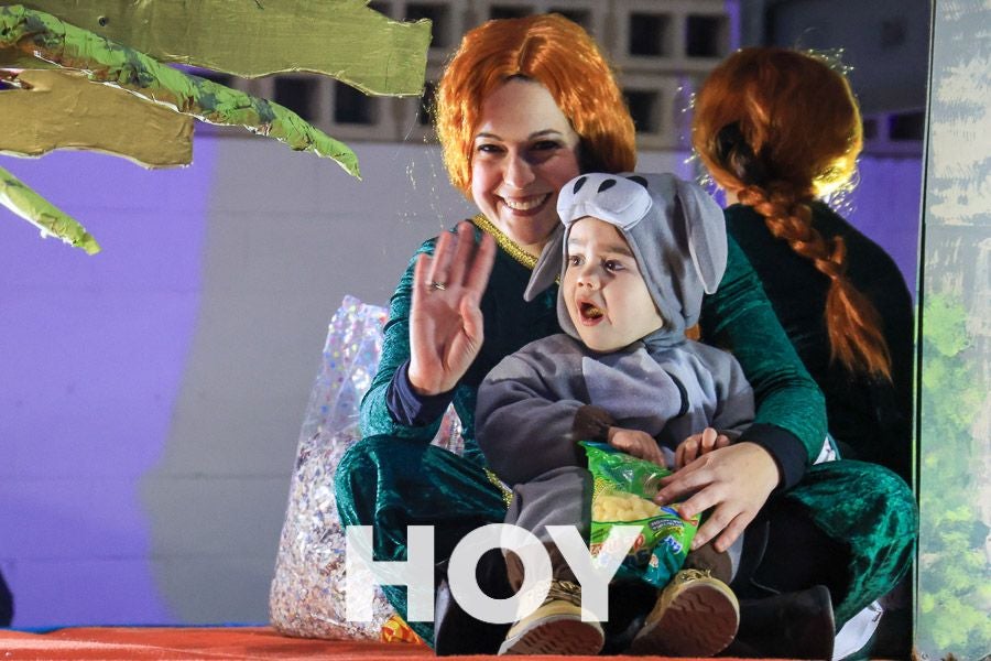 Imágenes de la animada cabalgata de Reyes en Don Benito