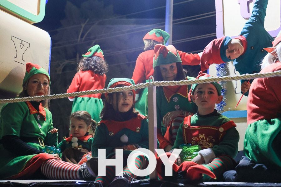 Imágenes de la animada cabalgata de Reyes en Don Benito