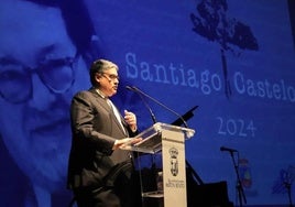 El Ayuntamiento unifica los premios periodísticos Santiago Castelo y Francisco Valdés