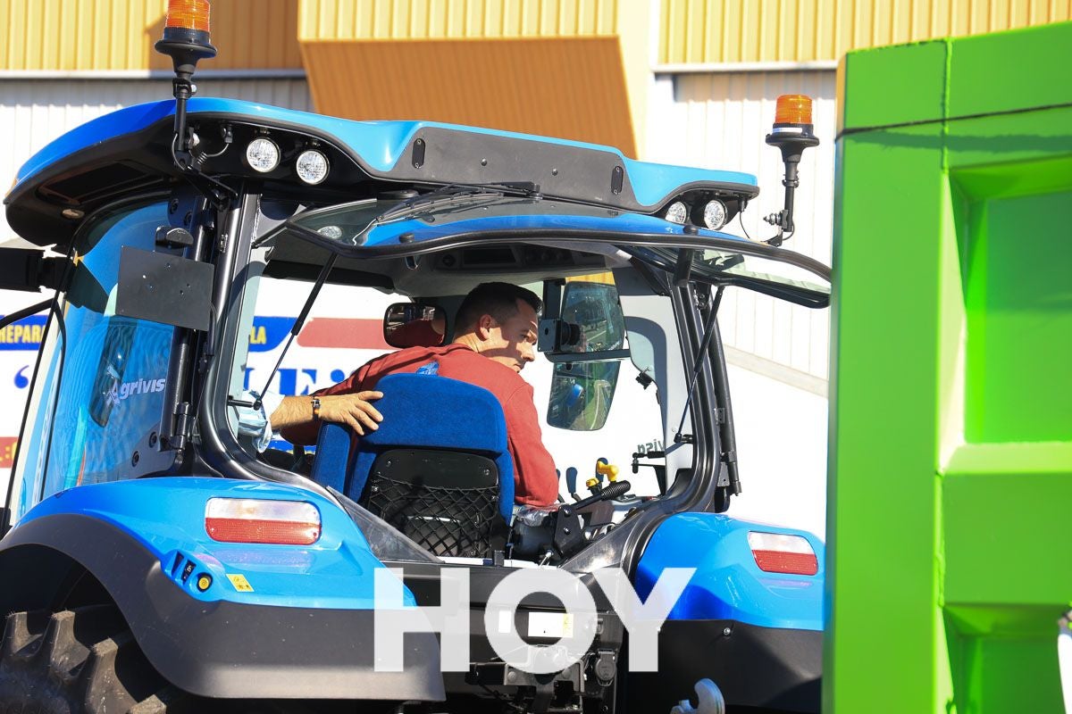 Imágenes: Concurso de Maniobrabilidad con tractor en Agroexpo