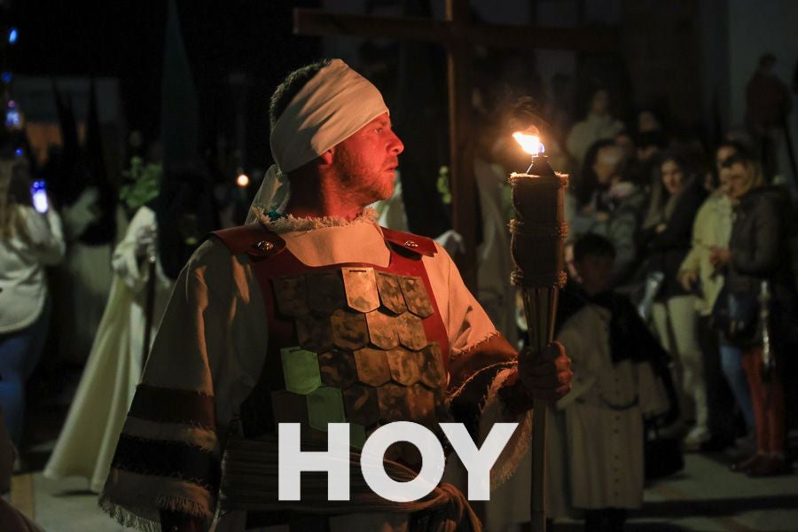 Imágenes de las procesiones del Lunes Santo en Don Benito