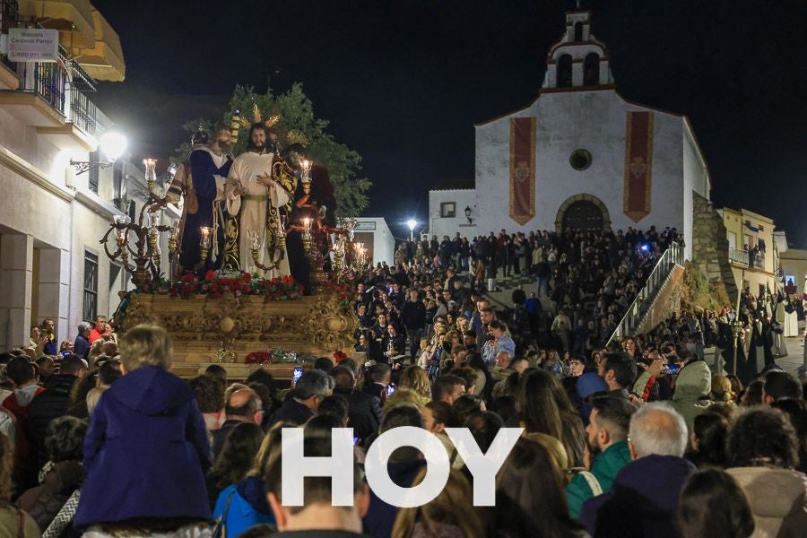 Imágenes de las procesiones del Lunes Santo en Don Benito