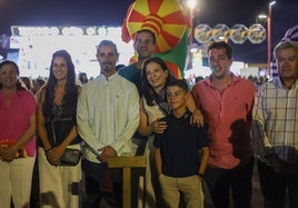 Autoridades locales junto a Antonio Morcillo y Álex Romero.