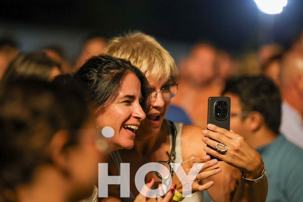 Más de 10.000 personas disfrutaron al ritmo de Manuel Carrasco