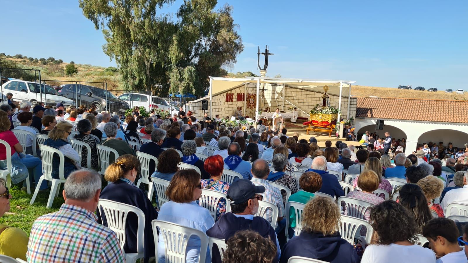 En imágenes: Así fue la despedida a la Virgen de las Cruces