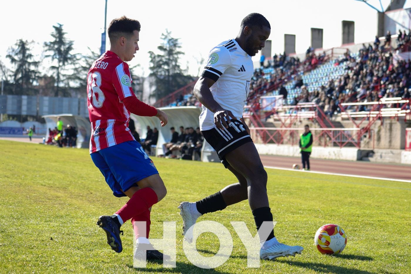 El Don Benito arranca más líder la segunda vuelta