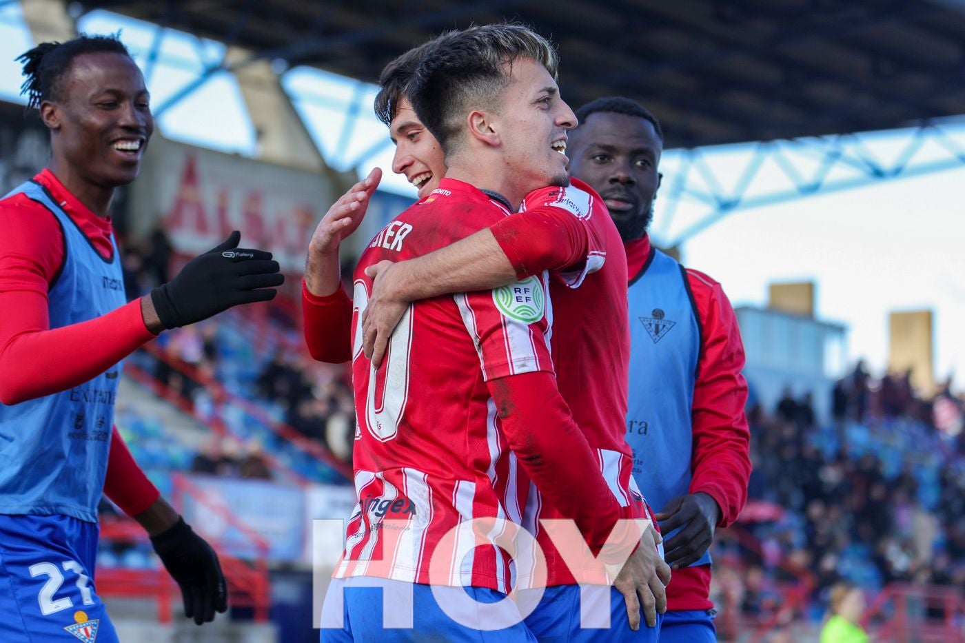 El Don Benito arranca más líder la segunda vuelta