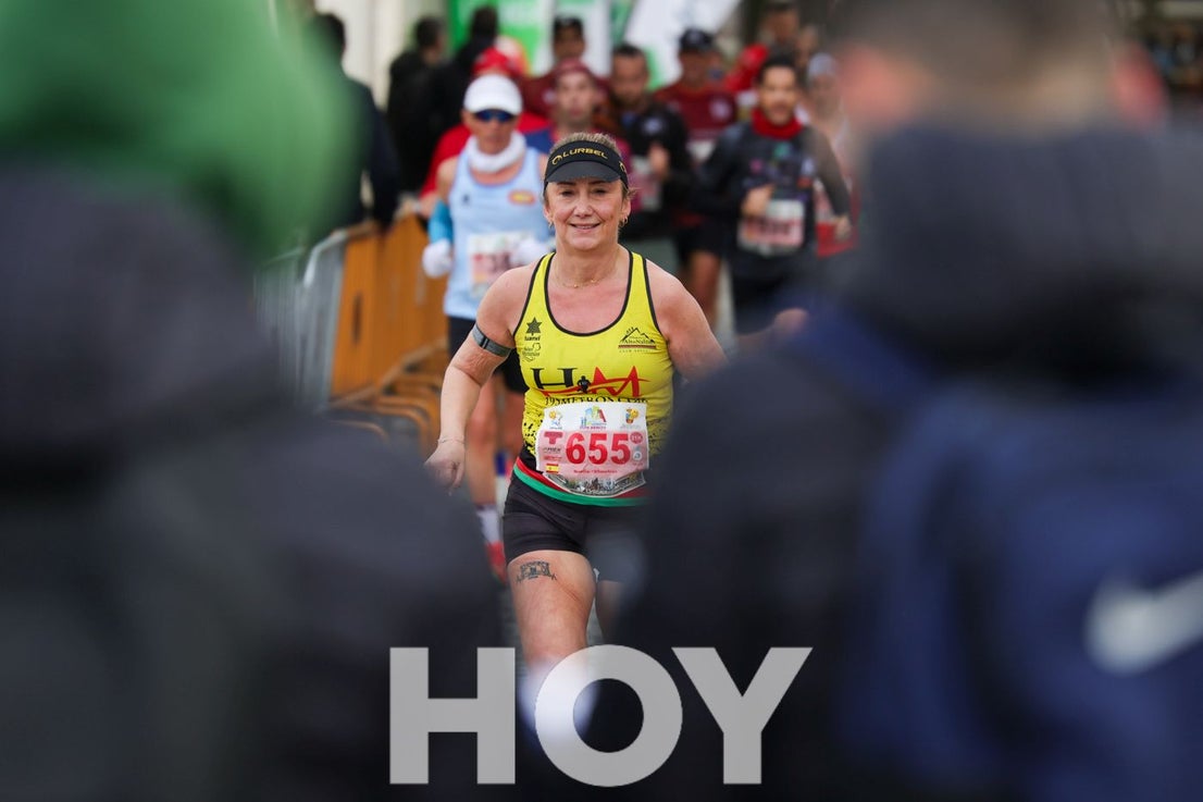 Gran ambiente de atletismo en las calles de Don Benito