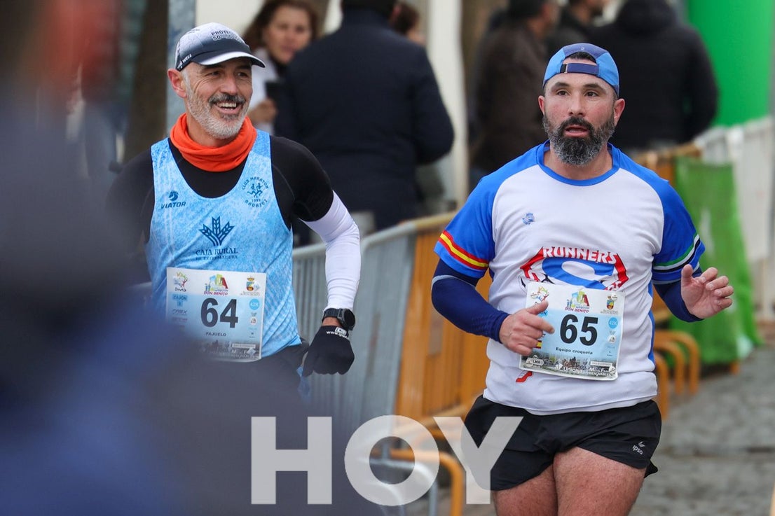 Gran ambiente de atletismo en las calles de Don Benito
