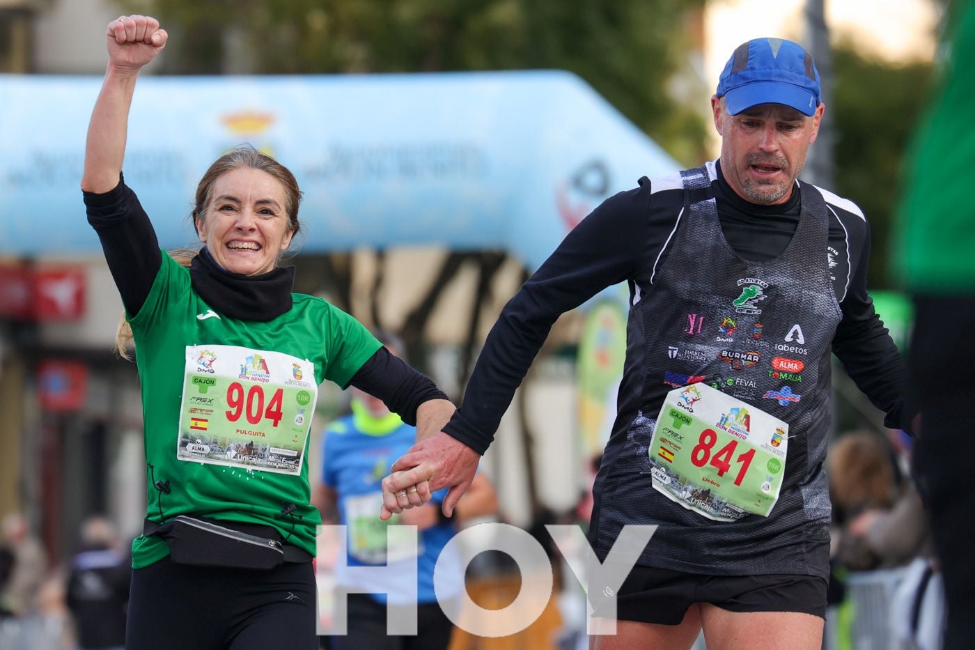 Gran ambiente de atletismo en las calles de Don Benito