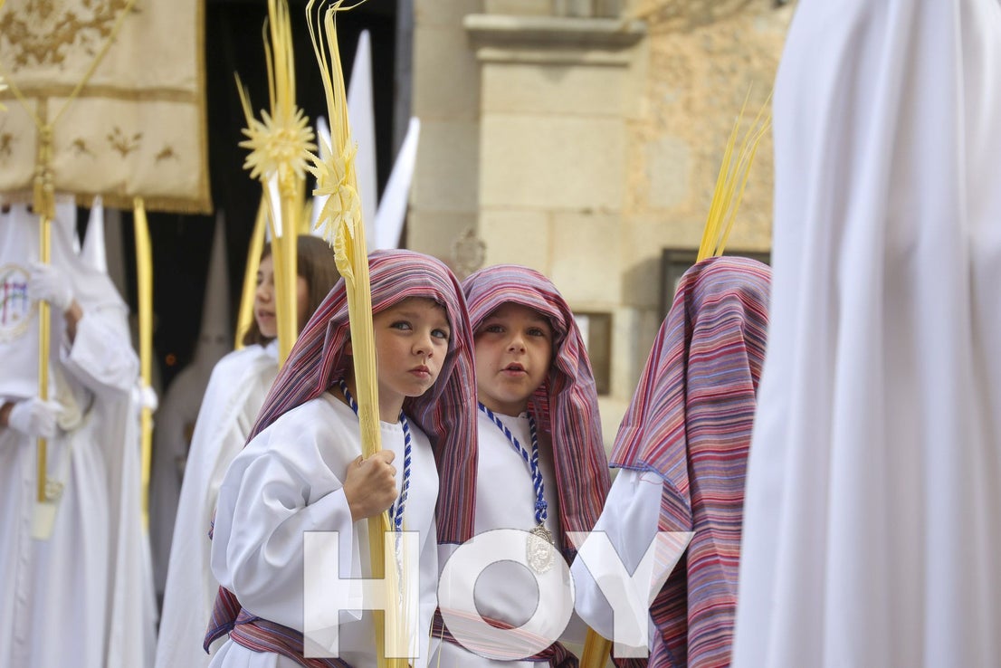 Imágenes del Domingo de Ramos y el Lunes Santo en Don Benito