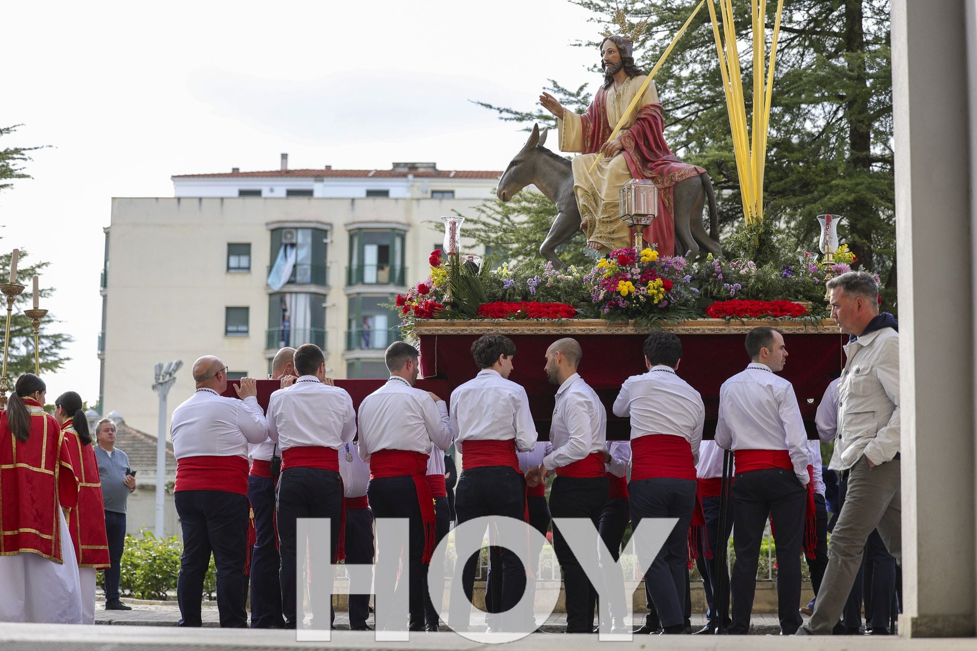 Imágenes del Domingo de Ramos y el Lunes Santo en Don Benito