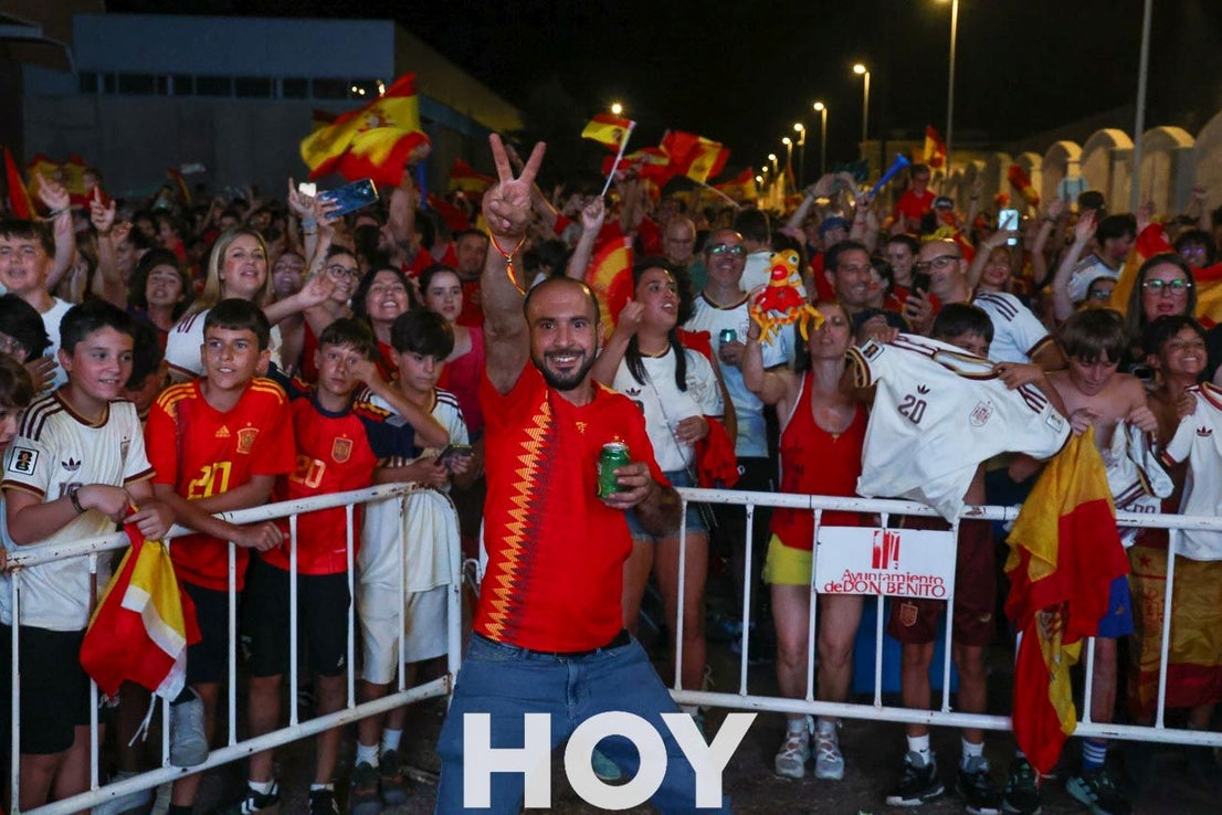 Don Benito disfruta del triunfo de su vecino Pedro Porro