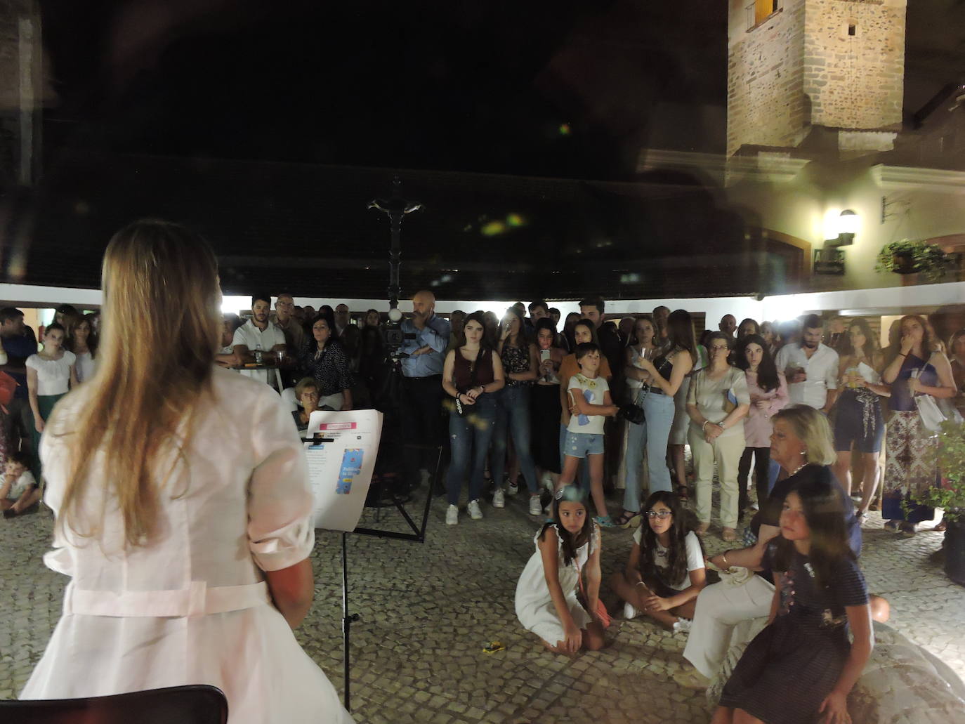 100 fotos sobre todas las actividades de la noche en blanco frexnense.