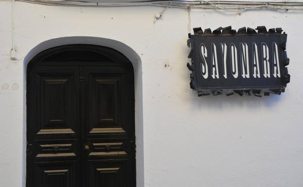 La puerta de la discoteca Sayonara 