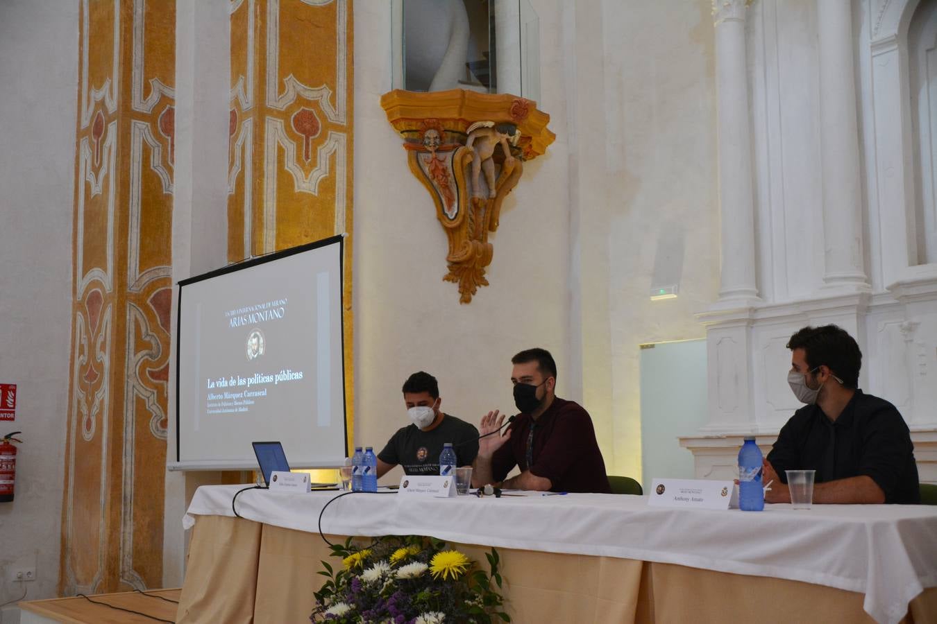 Fotos: Pasado, presente y futuro: retos de la sociedad global