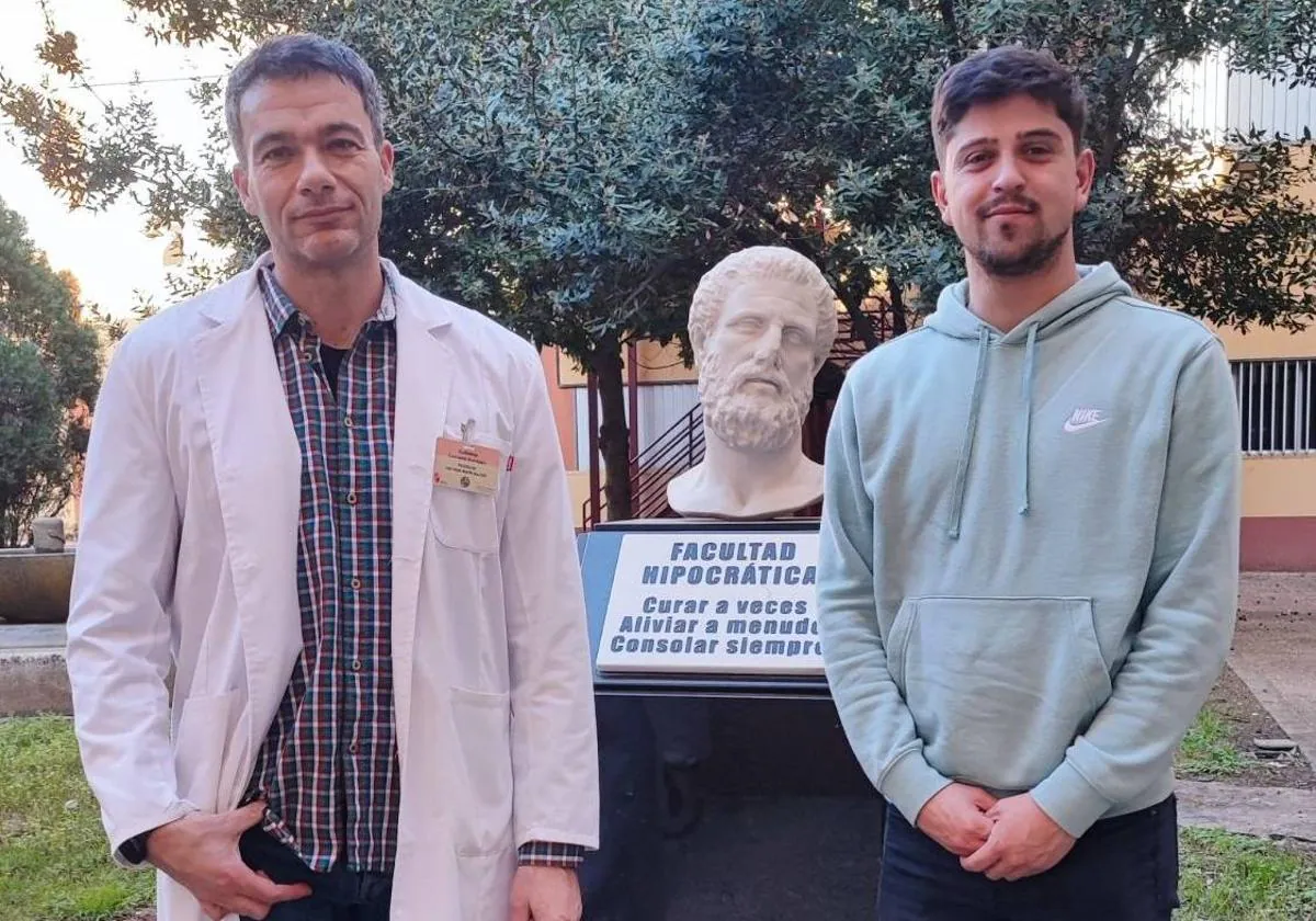 Jesús Zapata junto a su profesor Guillermo Gervasini.