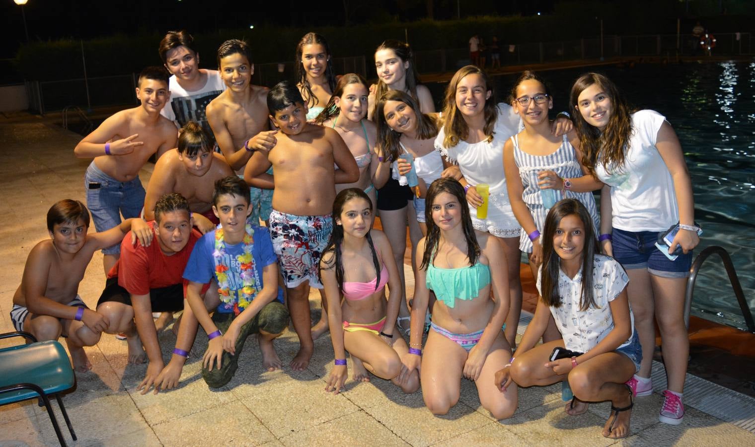 Fiesta Hawaiana a beneficio de las Madres Agustinas