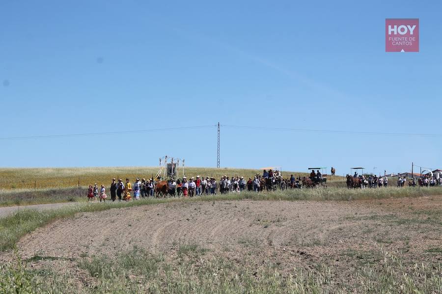 Cientos de romeros partieron ayer en este caminar, en una jornada en las que les acompañó el buen tiempo