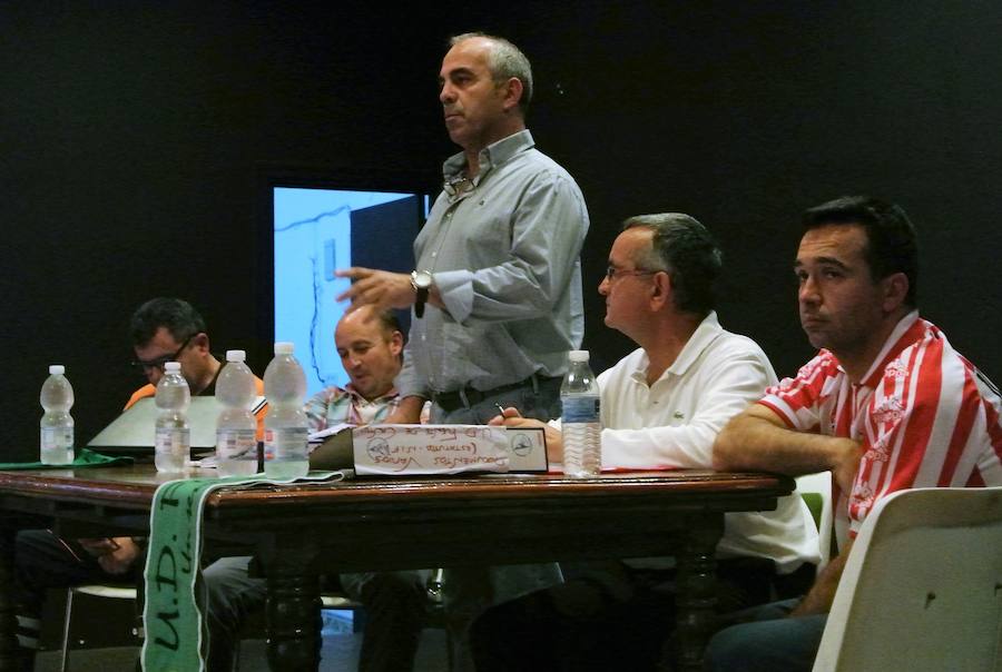 La directiva de la UD Fuente de Cantos condiciona su continuidad a un mayor apoyo del ayuntamiento