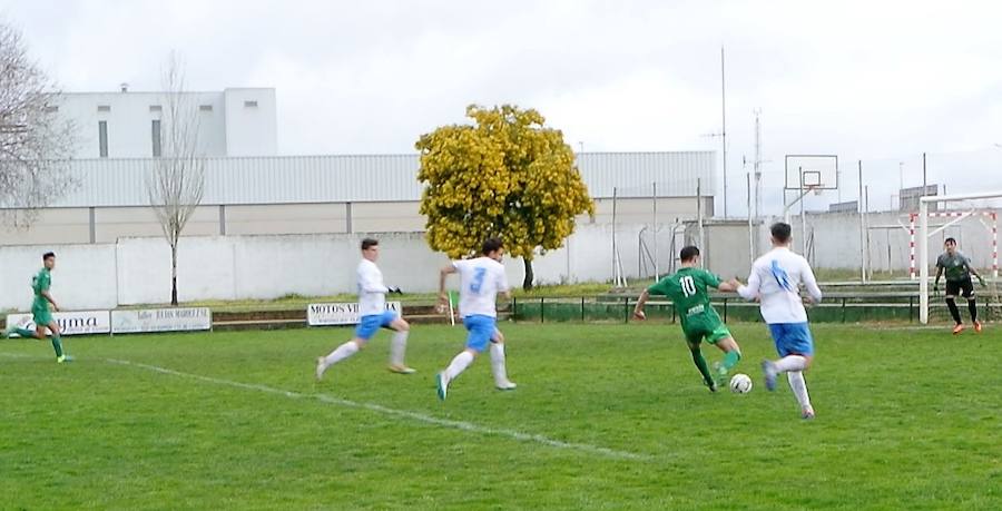 El juvenil sigue en la pugna por los puestos que dan opción al ascenso