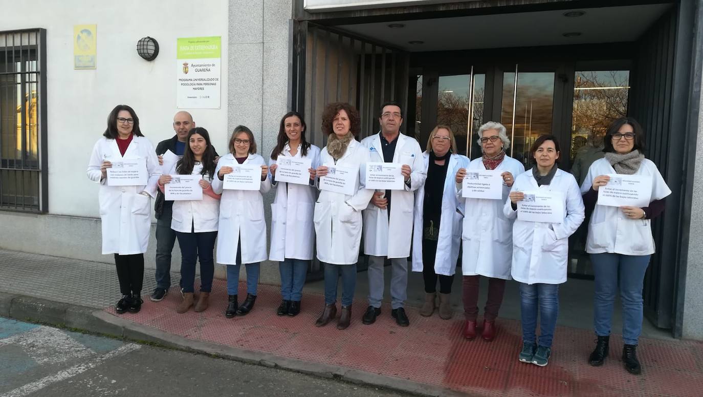 Imagen de archivo de los profesionales del Centro de Salud de Guareña antes del covid-19.