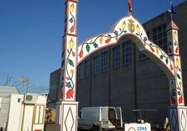 Portada del Recinto Feria de Guareña.