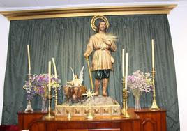 San Isidro presidiendo su capilla en la calle Salsipuedes.