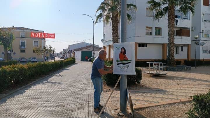 PSOE denuncia a UPG por colocar carteles en lugares no autorizados