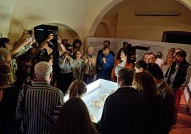 Mucha expectación suscita las caras de tartesos en el museo provincial arqueológico de Badajoz.