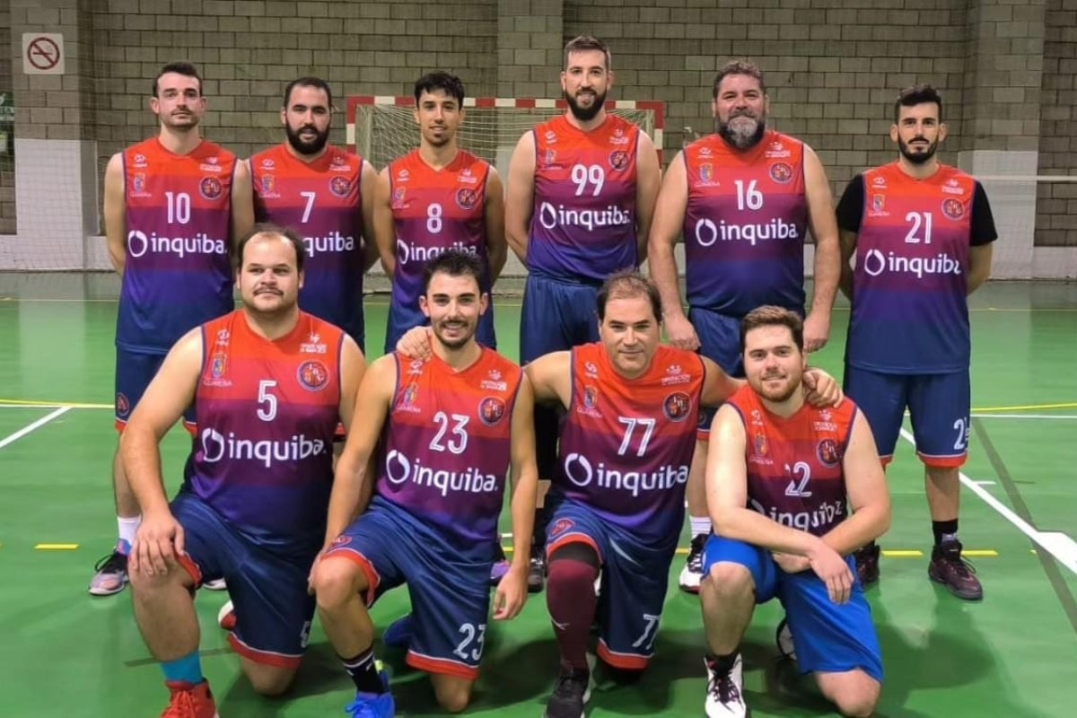 El Baloncesto Guareña consiguió victoria abultada y buen ambiente en vestuario