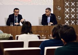 Miguel Ángel Gallardo y Abel González en rueda de prensa presentando el Plan de ayudas a municipios.