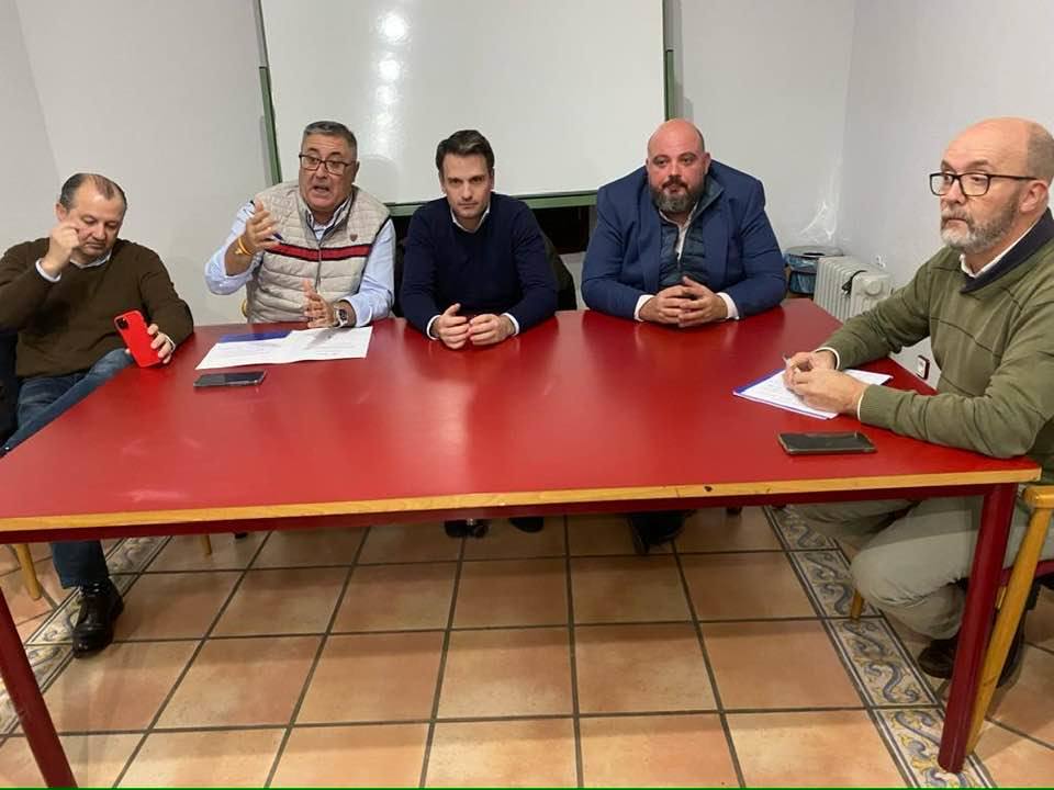 De izda a drcha: Pedro Romero, Javier Luengo, Manuel Naharro, Abel Bautista y Juan Carlos Muñoz.