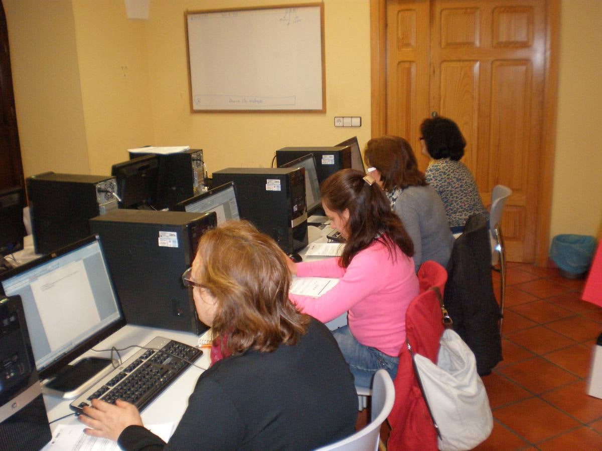 El Plan de Alfabetización Tecnológica continúa trabajando en Guareña y Villagonzalo durante 2016