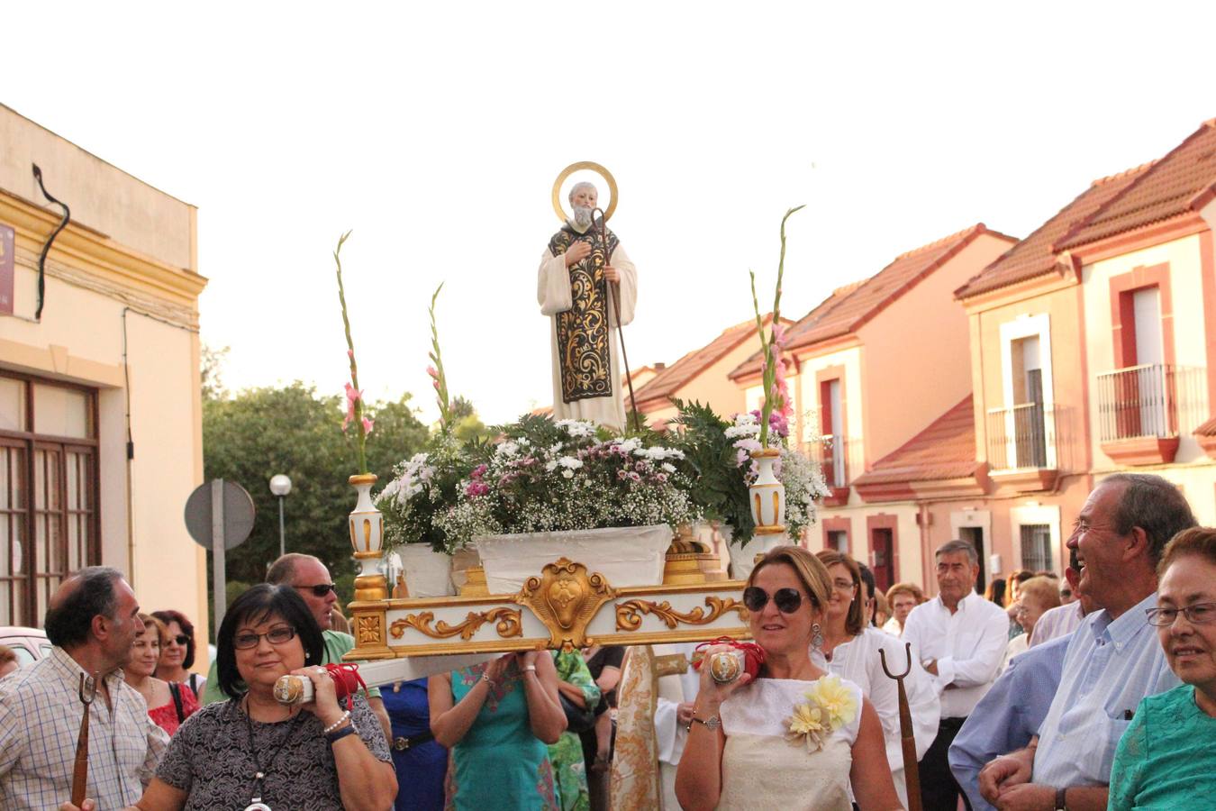 El domingo volverá a salir San Ginés en procesión llevado por los vecinos de la barriada norte de Guareña.