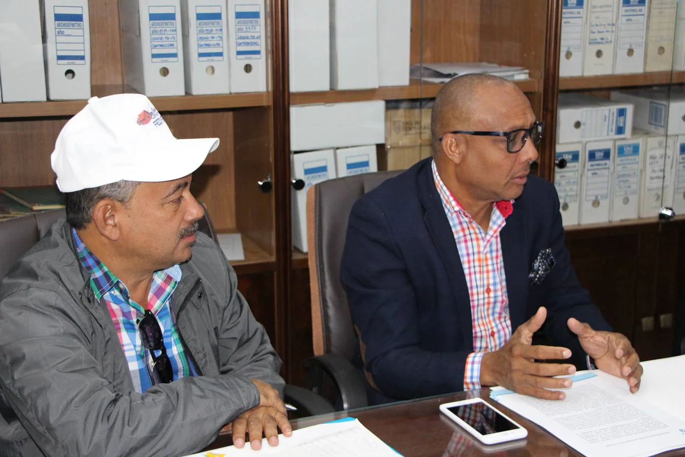 Ramón de los Santos y Víctor Nicolás Carrasco, representantes de la República Dominicana en el Ayuntamiento de Guareña.