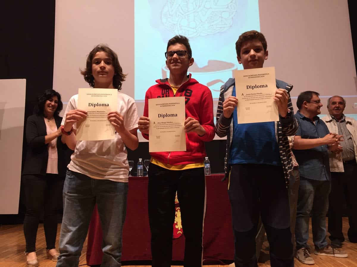 Juan Juárez, Elías Monge y Jesús Parejo representarán a Extremadura en la Olimpiada Matemática Nacional en Valencia