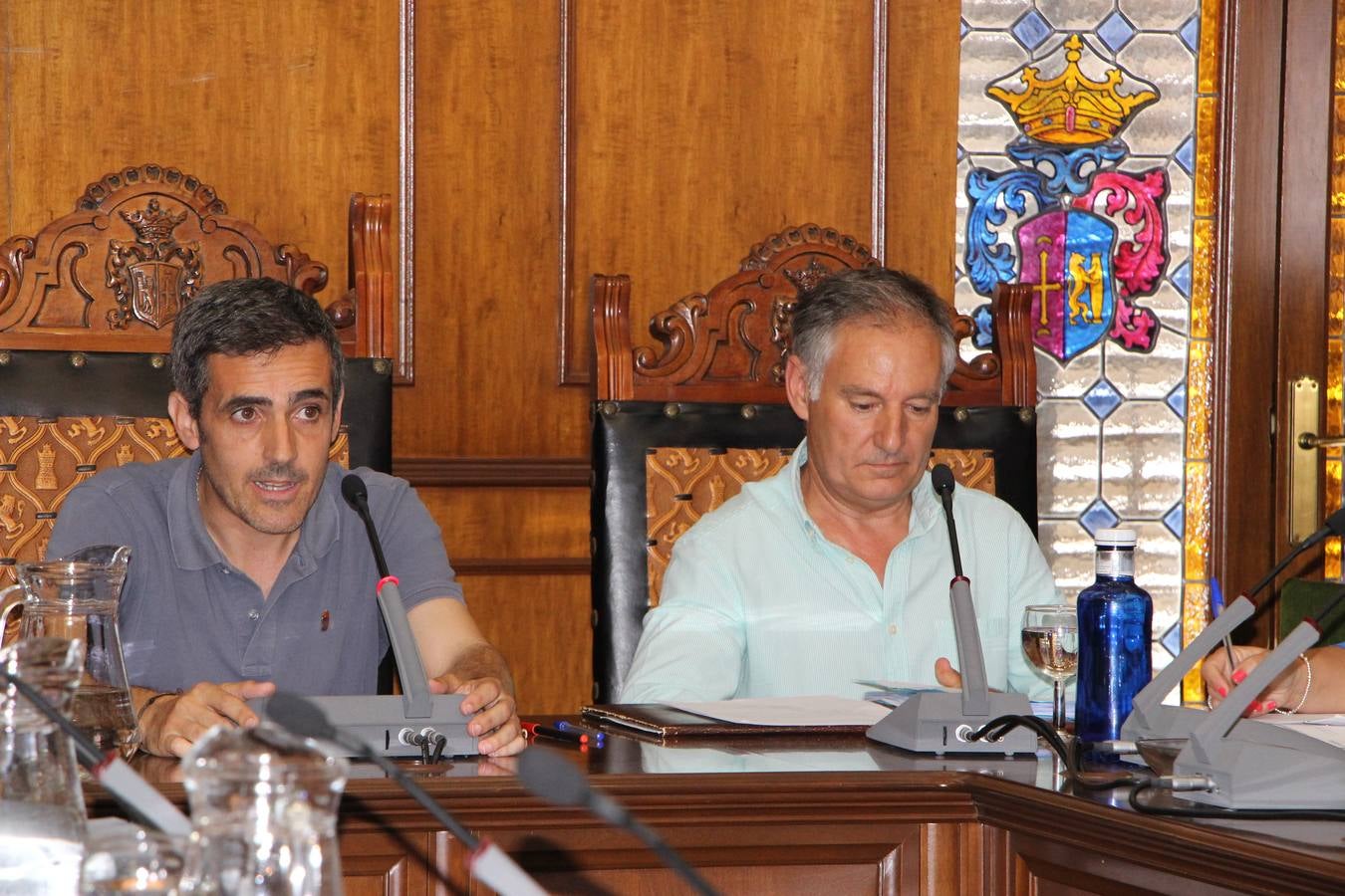 Torrefresneda, Guareña, falta política
