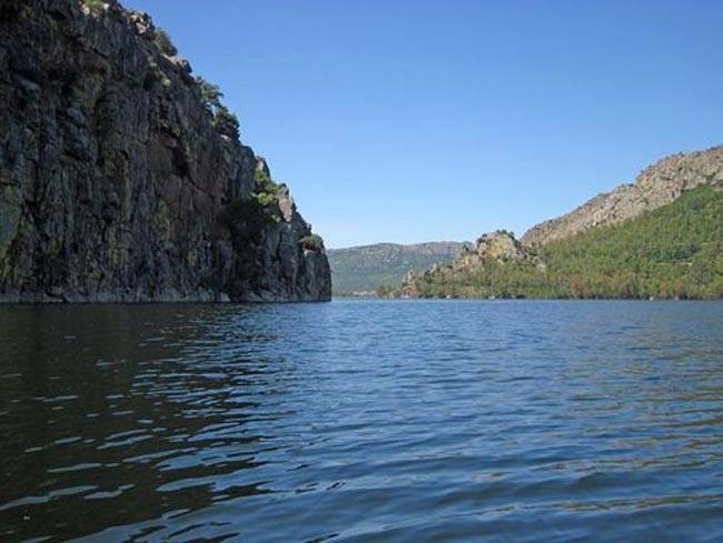 Imagen del pantano García de Sola