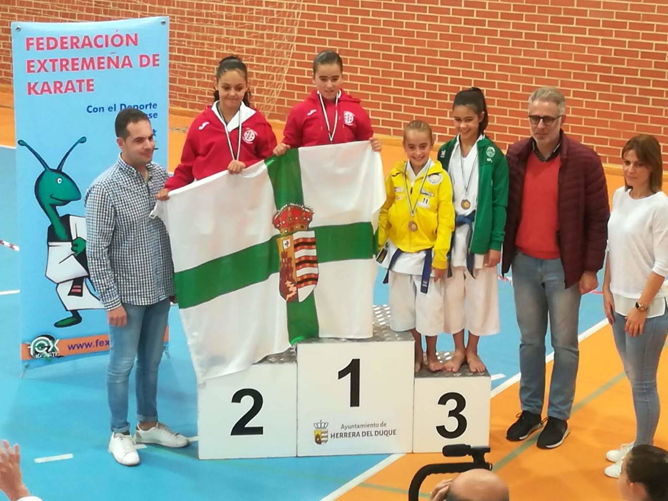 Una de las escuelas deportivas, el S.P de Karate 