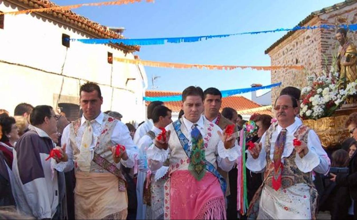 Los danzantes de Peloche: una fiesta con tres siglos de antigüedad