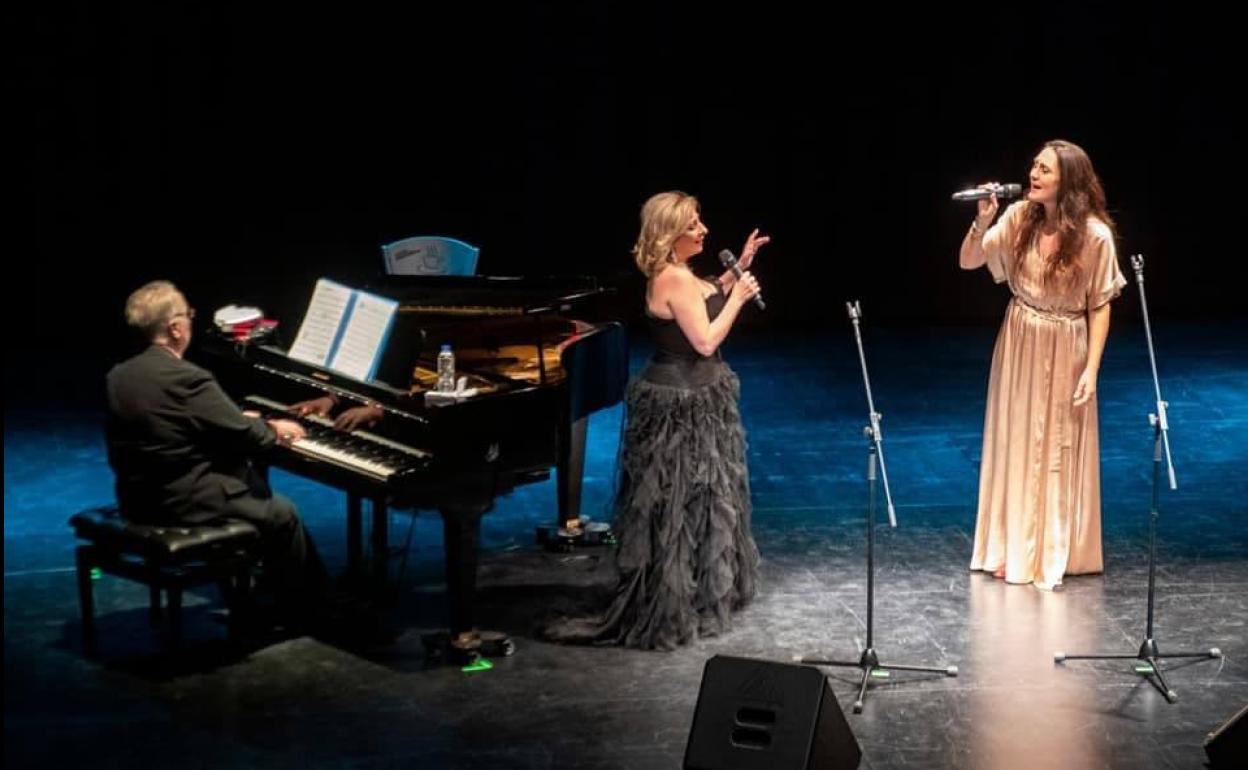 Pilar Boyero y Clara Montes ofrecieron una fascinante noche de música