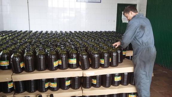 La garrafa de aceite de 5 litros alcanza los 20 euros