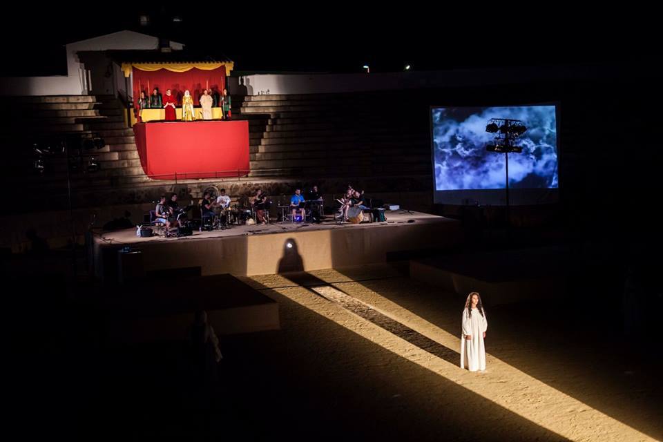Inés de Herrera en su presentación. 