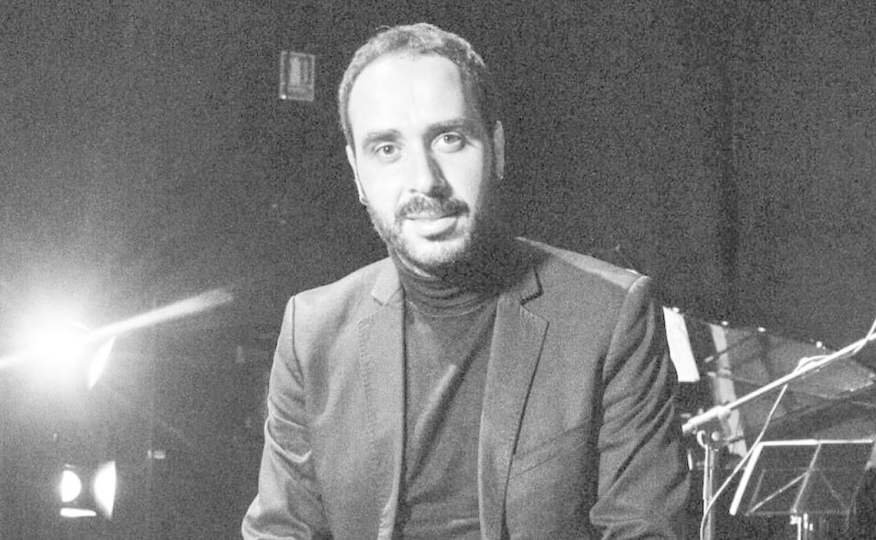 El compositor y músico hornachego Pedro Calero actuará en la Gala de entrega de las Medallas de Extremadura el 7 de Septiembre, en el Teatro Romano de Mérida