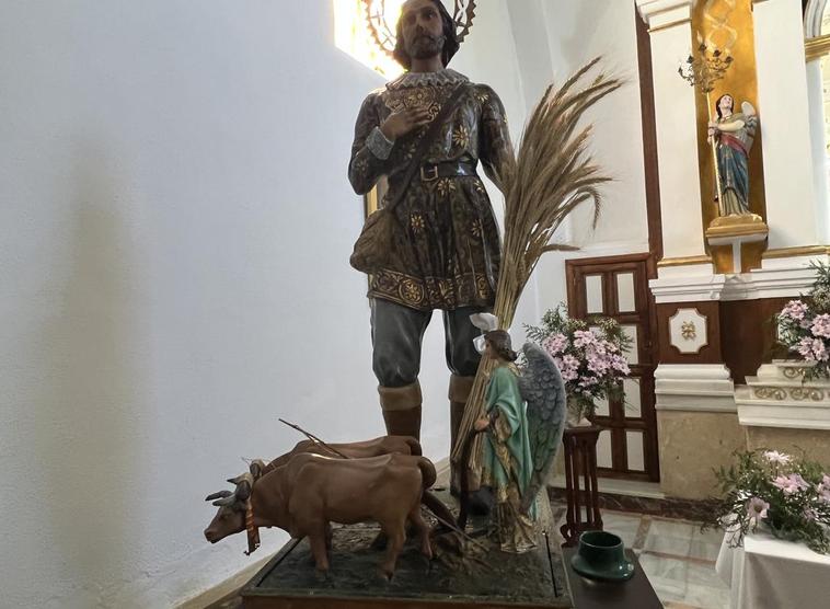 Ángel Joaquín Benitez Macías «Mayordomo de San Isidro», confiamos que el patrón de los labradores no nos deje sin las lluvias