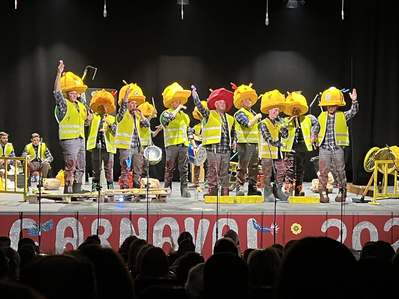 Fotos: Imagenes Concurso Adultos Carnaval Hornachos 17 de febrero 2023
