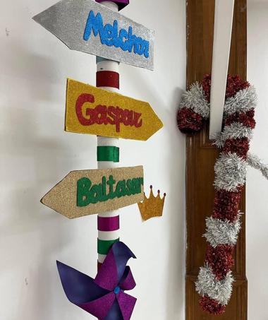 Visita de los «Magos» a la Casa de la Cultura