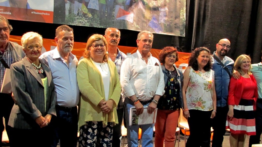 María Victoria con la candidatura.