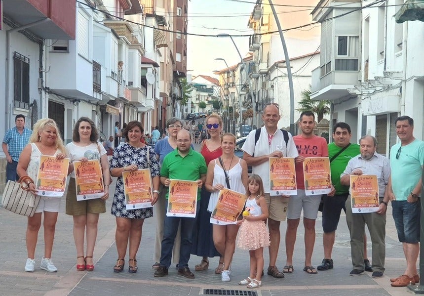 La avenida de Yuste acoge el mercado nocturno esta noche